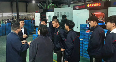 紹興職業技術學院師生來我司參觀